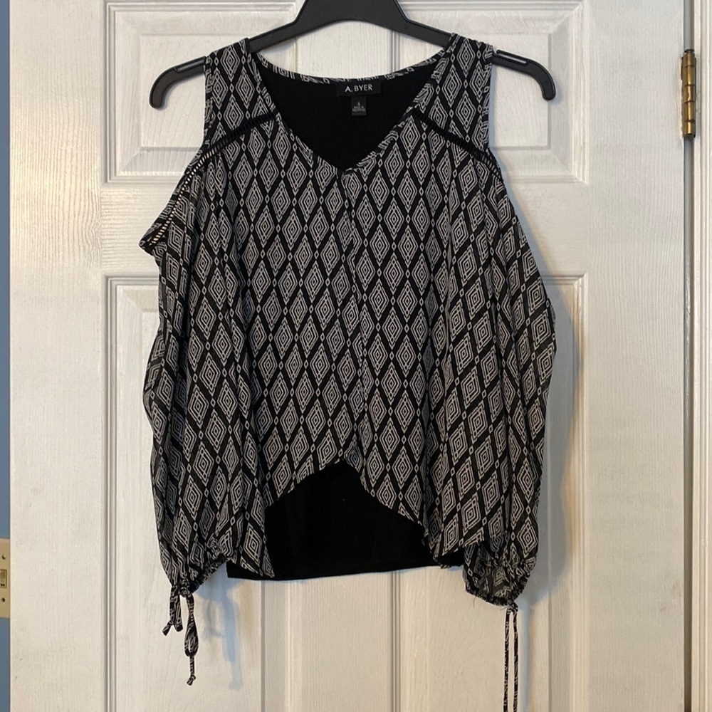 A. Byer womens open shoulder top; size small